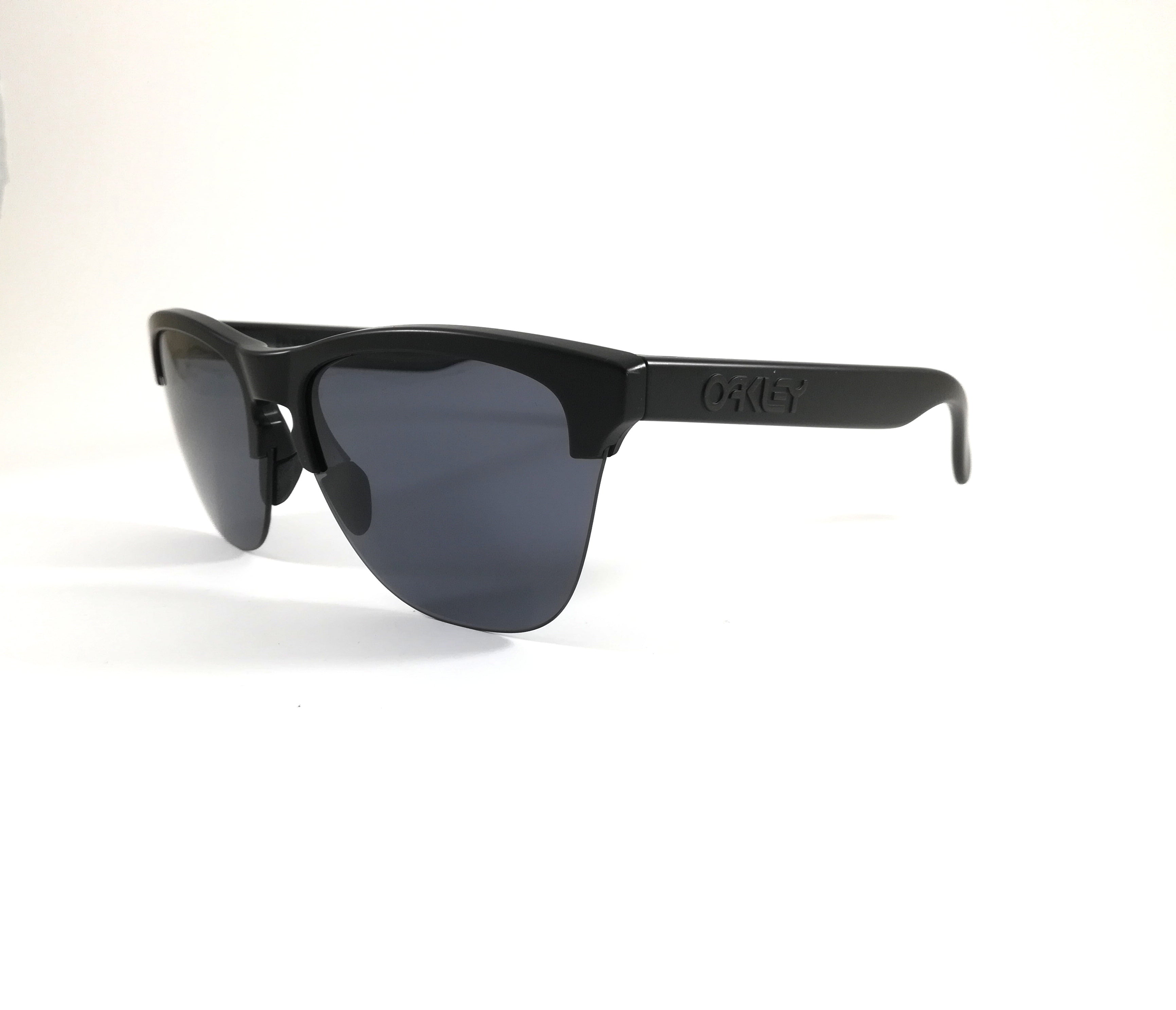 OAKLEY frogskins